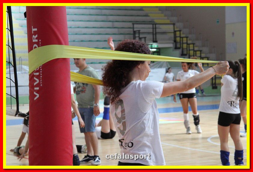 150614 volley 240_tn.jpg
